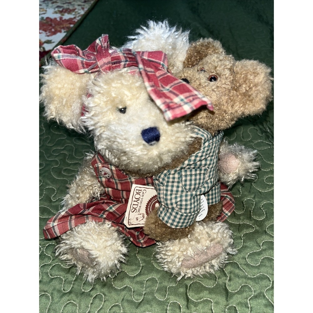 Genuine Boyds Bear "Momma Mcnew w/ Hugsley" TJ's Best Dressed Collection